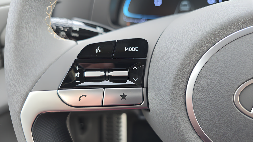 Certified 2026 Hyundai Elantra Sport FWD image 14