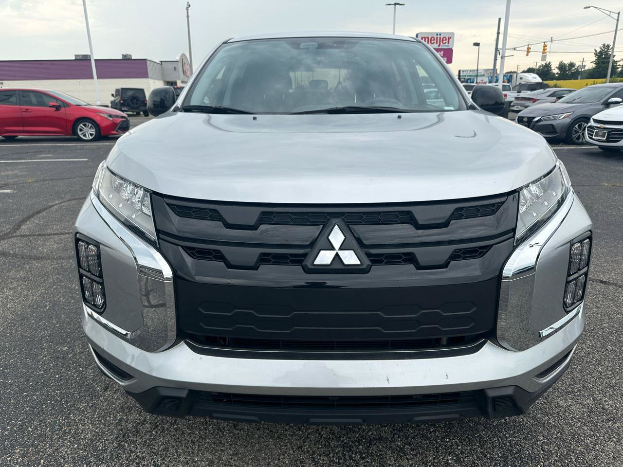 Used 2025 Mitsubishi Outlander Sport ES AWD/4WD image 4