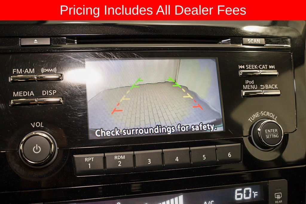Used 2017 Nissan Rogue SV AWD/4WD image 12