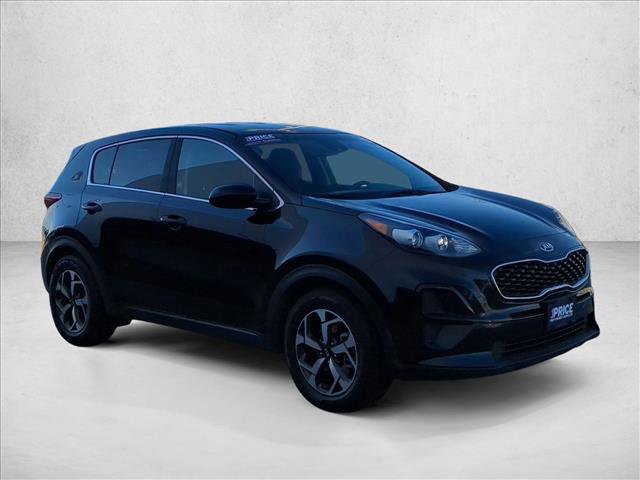 Used 2020 Kia Sportage LX image 3