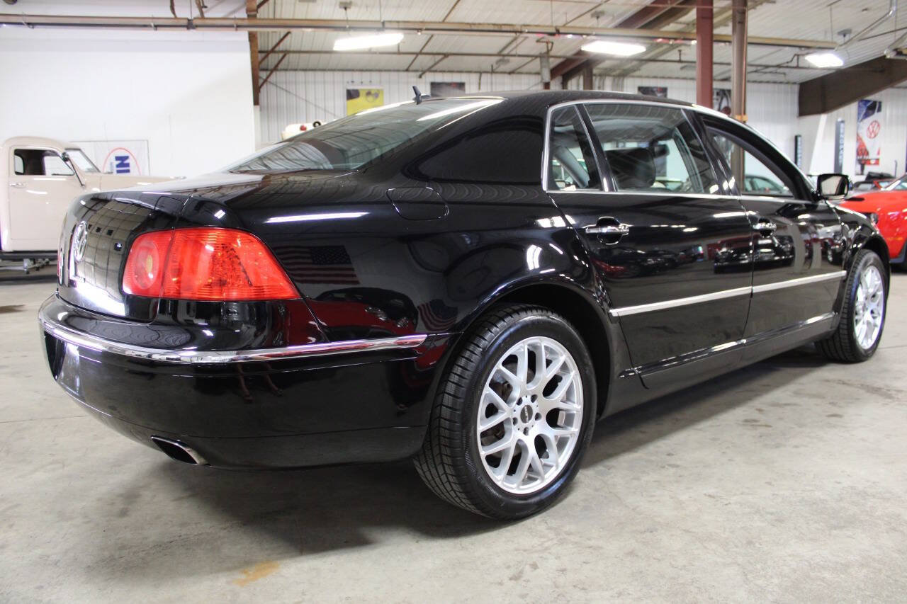 Used 2004 Volkswagen Phaeton V8 AWD/4WD image 6
