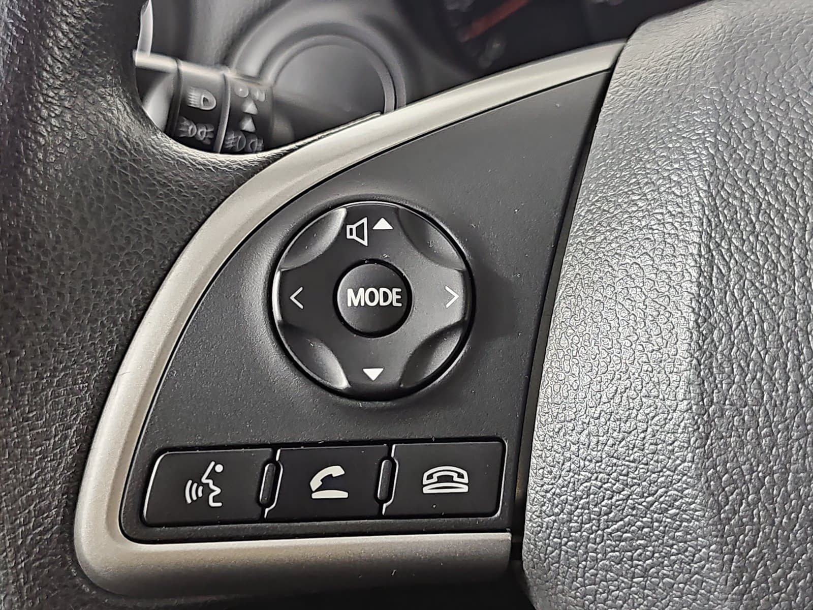 Used 2024 Mitsubishi Mirage ES FWD image 16