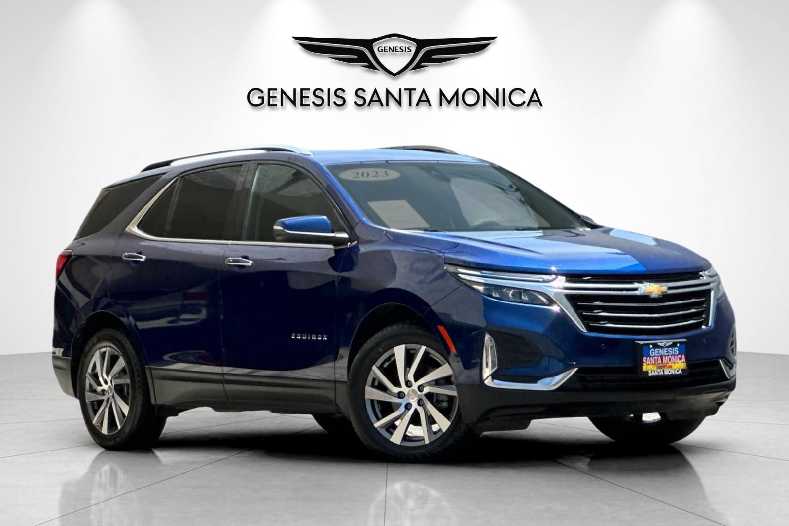 Used 2023 Chevrolet Equinox Premier AWD/4WD image 1