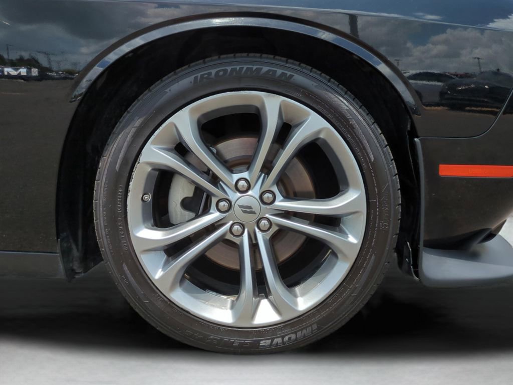 Used 2022 Dodge Challenger R/T RWD image 26