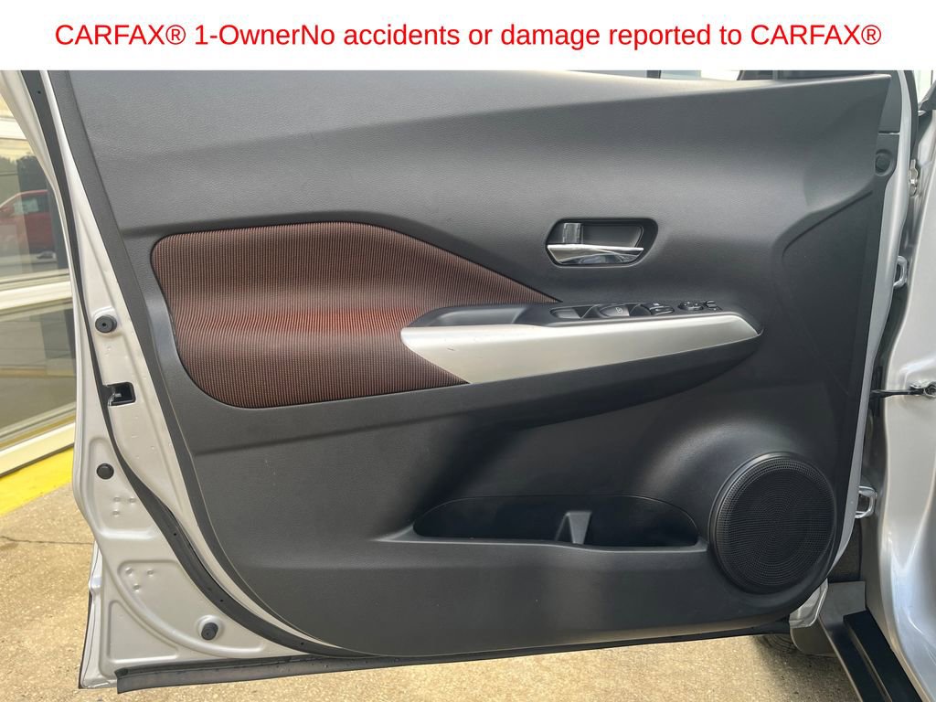 Used 2020 Nissan Kicks SR image 11