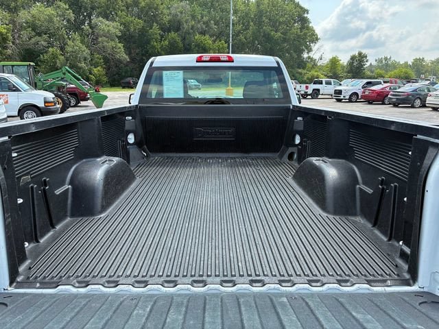 Used 2025 Chevrolet Silverado 1500 W/T RWD image 6