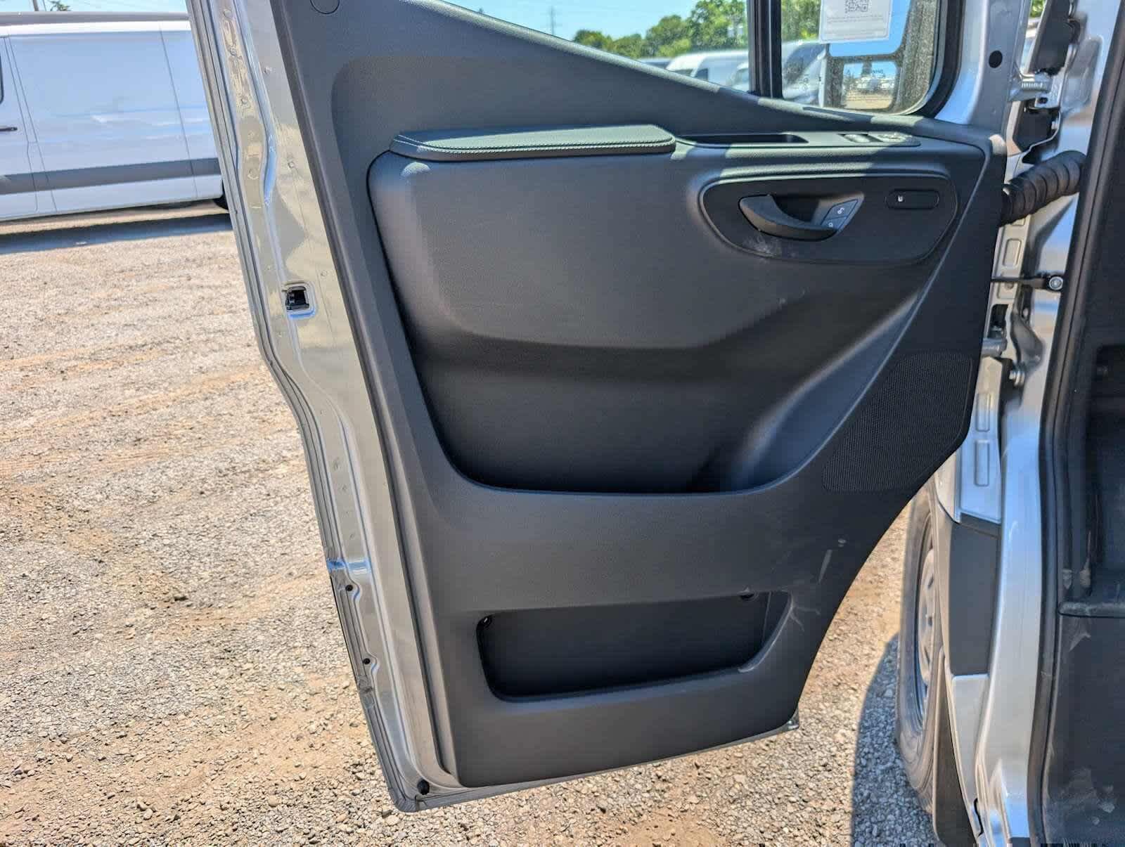 New 2025 Mercedes-Benz Sprinter 2500 image 24