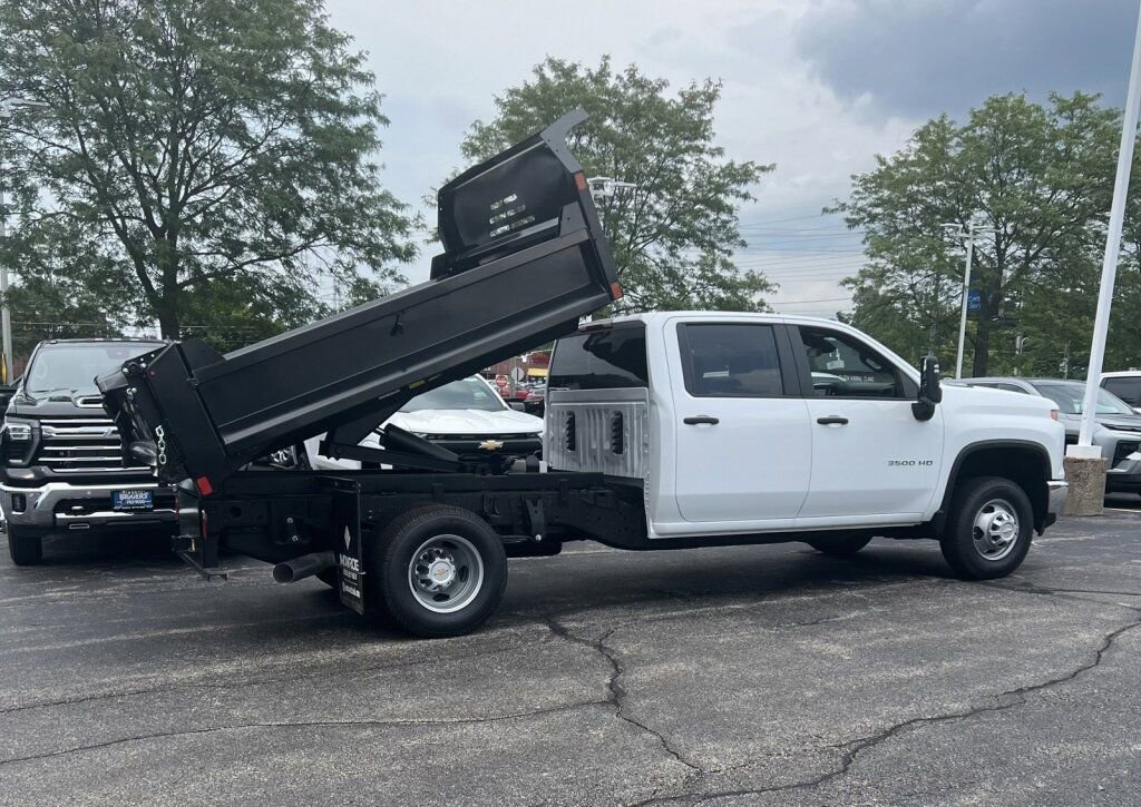 New 2024 Chevrolet Silverado 3500 W/T w/ WT Convenience Package image 2
