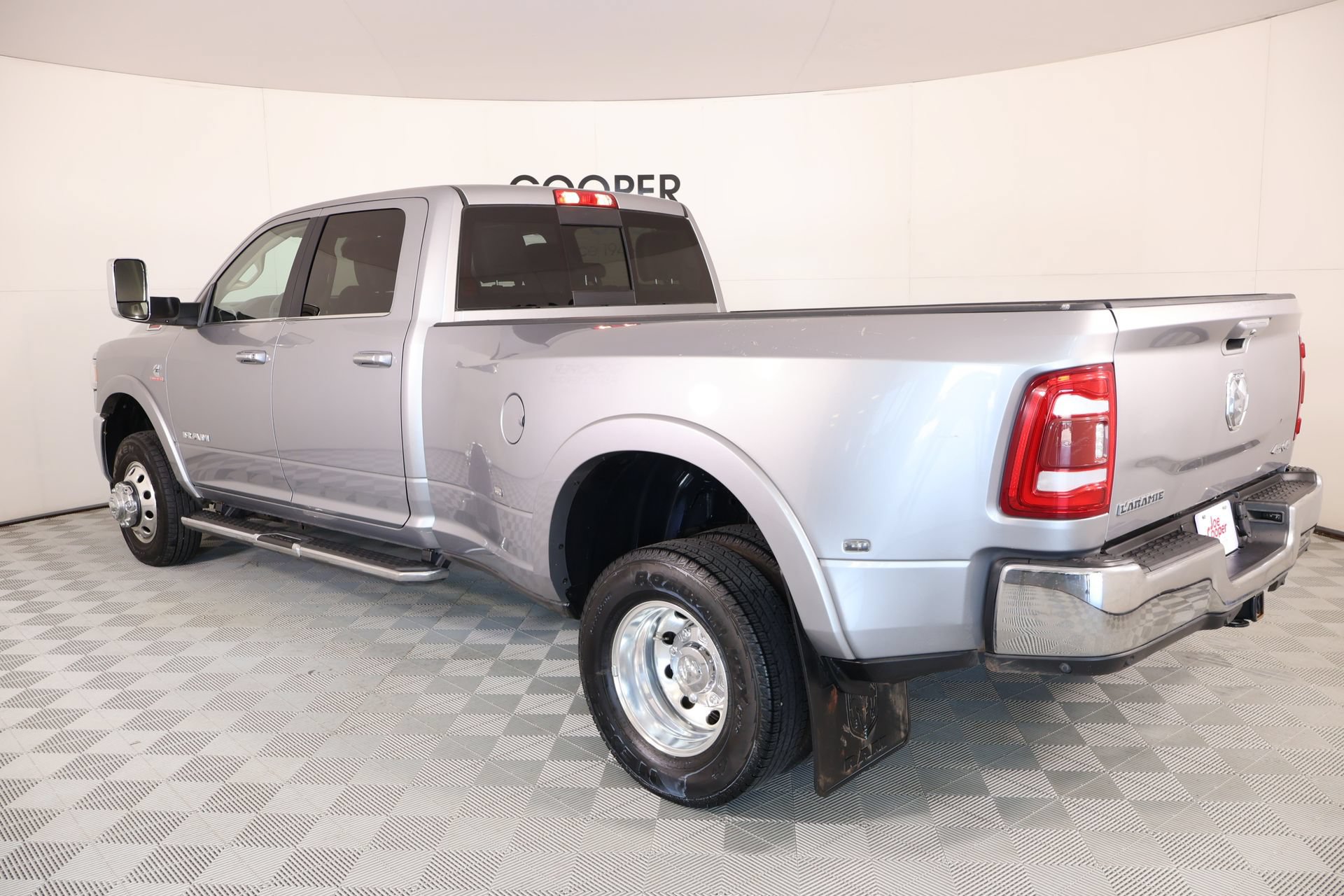 Used 2022 RAM 3500 Laramie AWD/4WD image 23