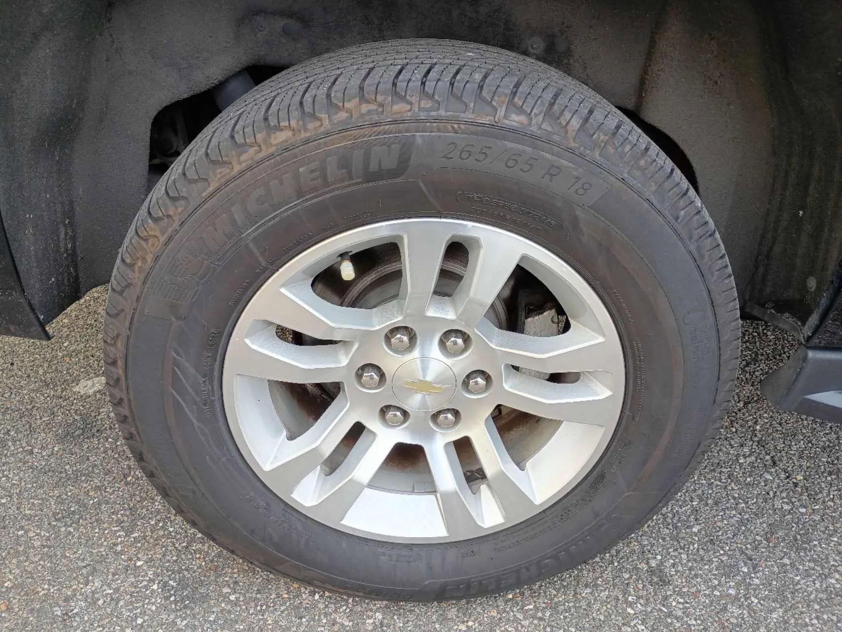 Used 2020 Chevrolet Suburban LT image 21