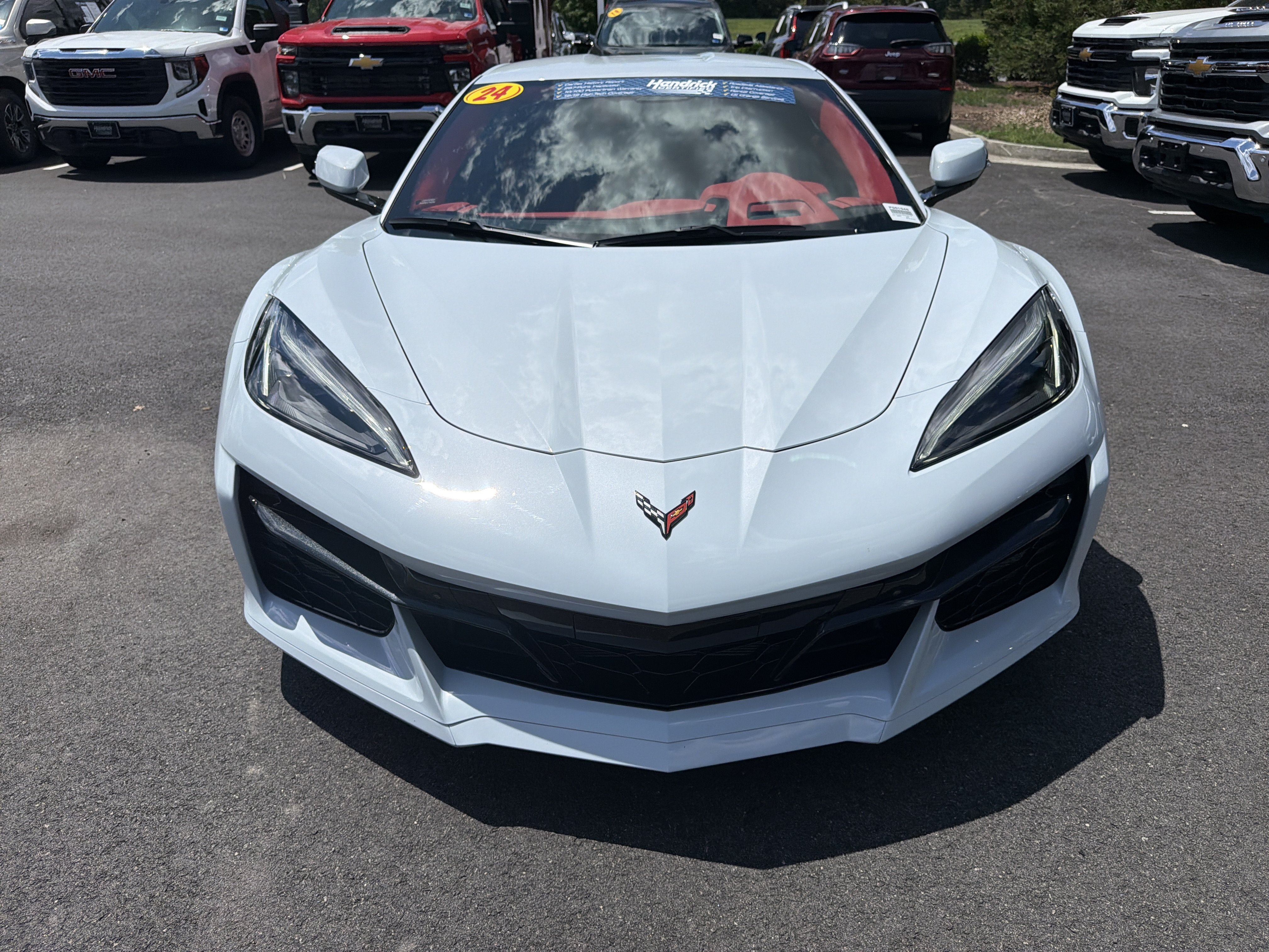 Used 2024 Chevrolet Corvette Z06 RWD image 3