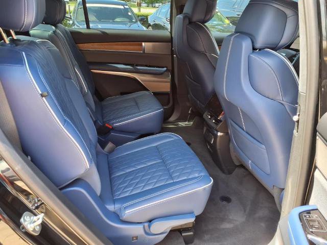 New 2026 Cadillac Vistiq Premium Luxury image 10