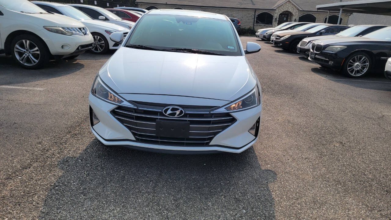 Used 2020 Hyundai Elantra Value Edition FWD image 3