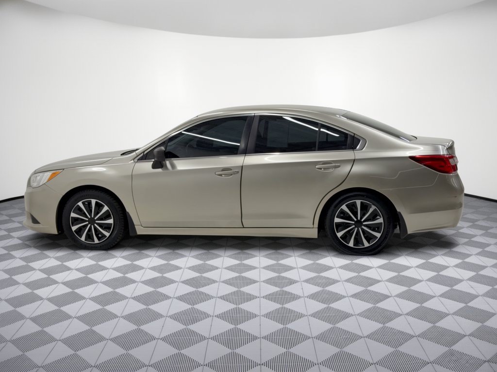 Used 2016 Subaru Legacy 2.5i AWD/4WD image 2