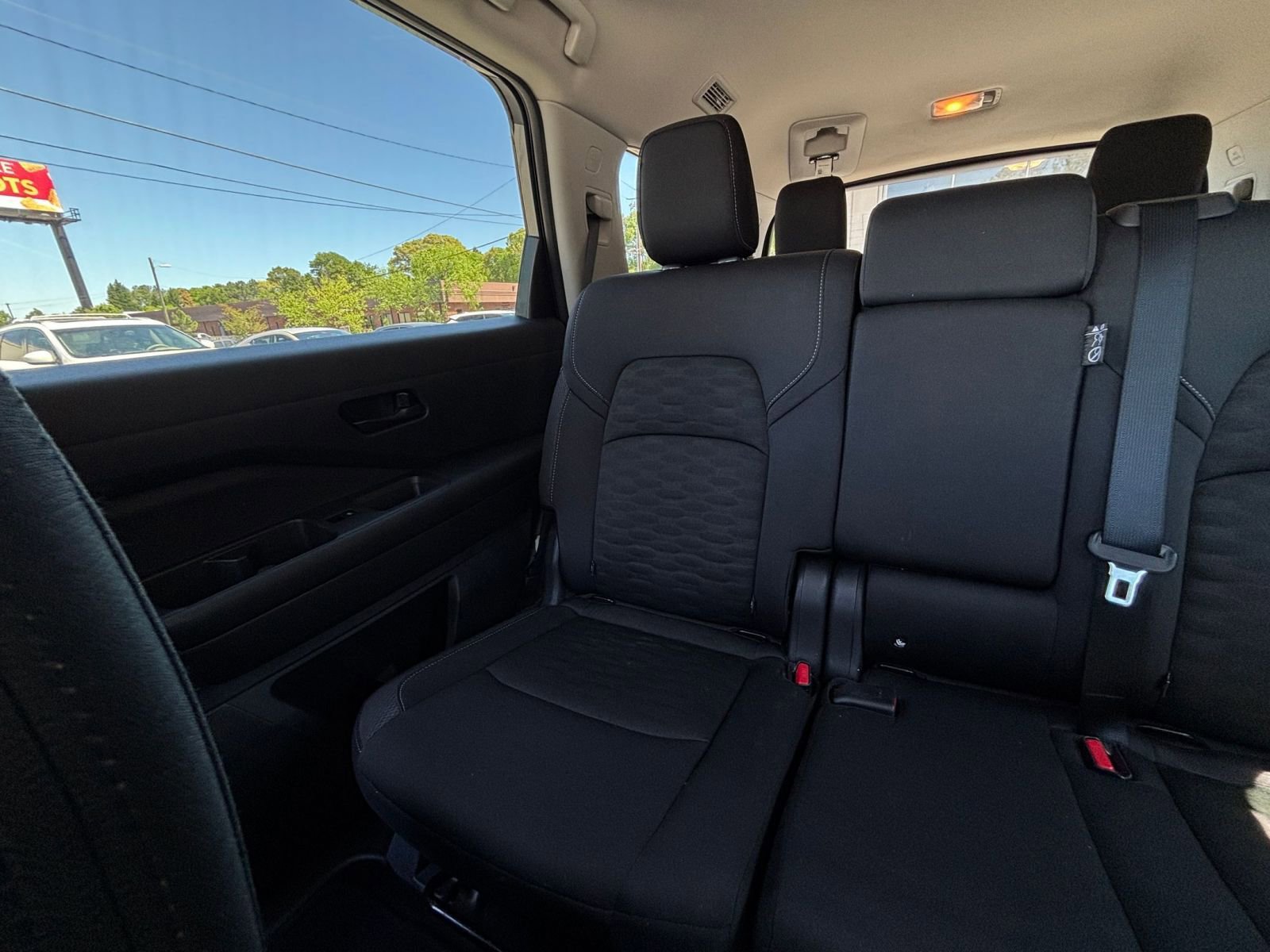 Used 2025 Nissan Pathfinder SV image 42