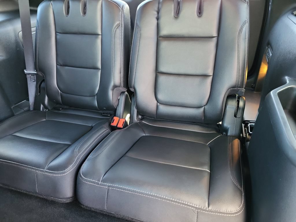 Used 2018 Ford Explorer Limited AWD/4WD image 12