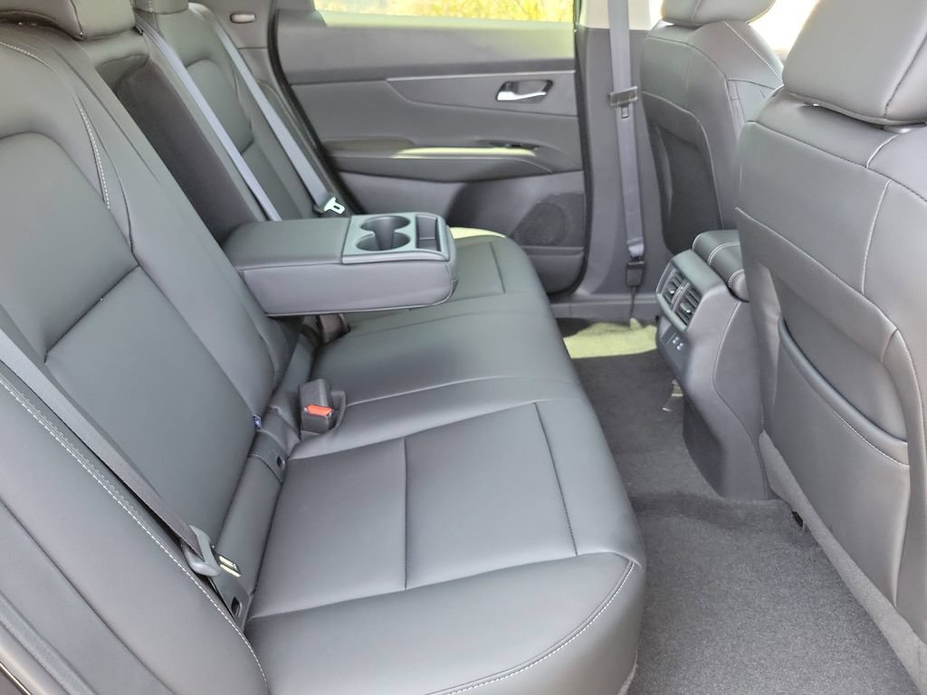 New 2026 Nissan Murano SV AWD/4WD image 14