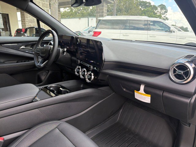 Used 2026 Chevrolet Blazer EV LT w/ Super Cruise Package FWD image 26