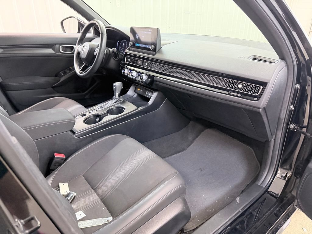 Used 2023 Honda Civic Sport image 28