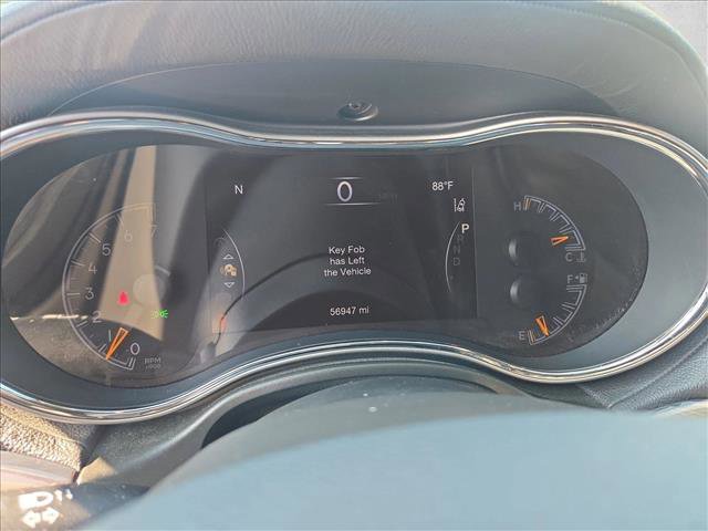 Used 2020 Jeep Grand Cherokee Overland AWD/4WD image 9