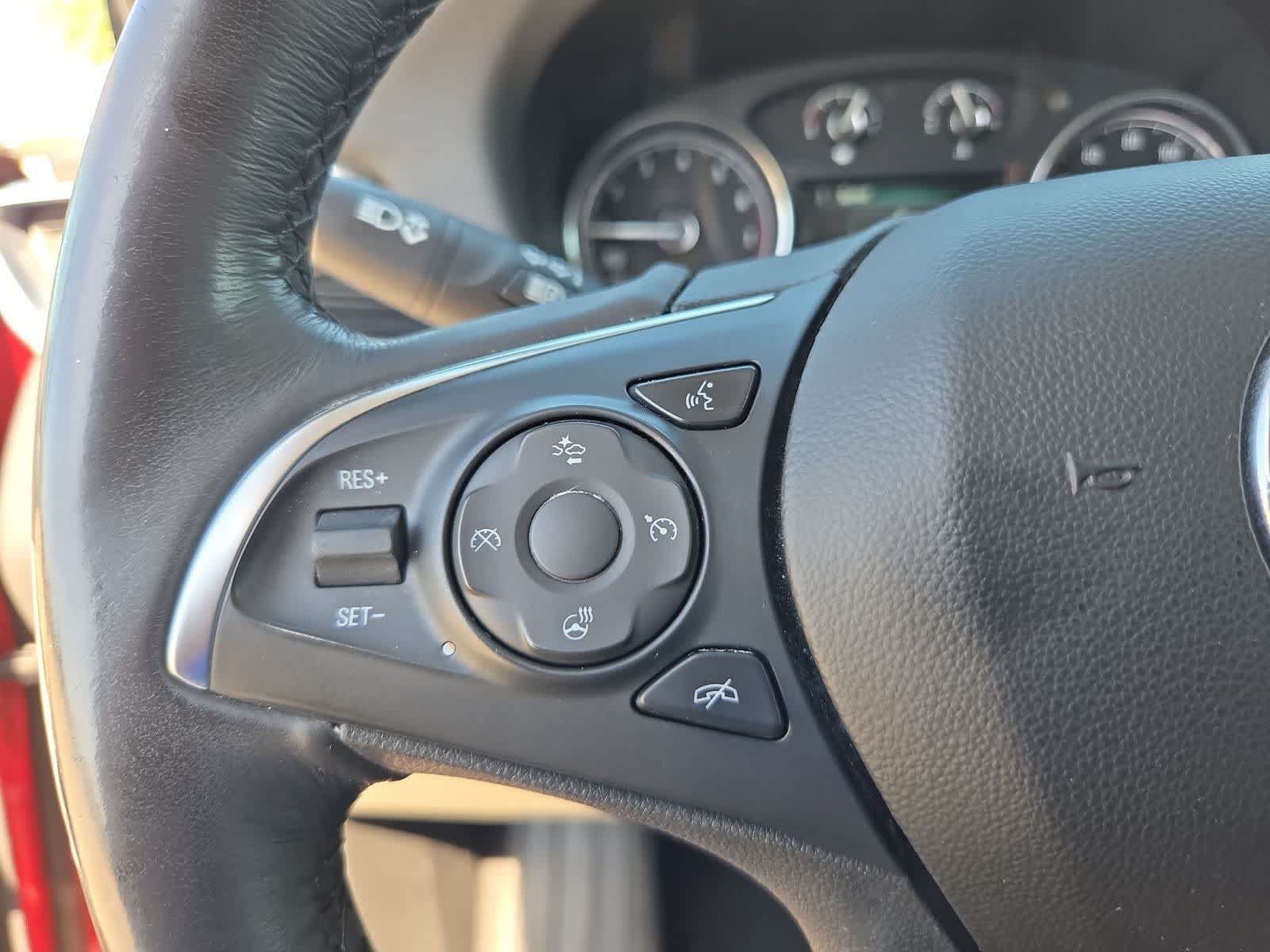 Used 2018 Buick Enclave Premium w/ Experience Buick Package FWD image 23