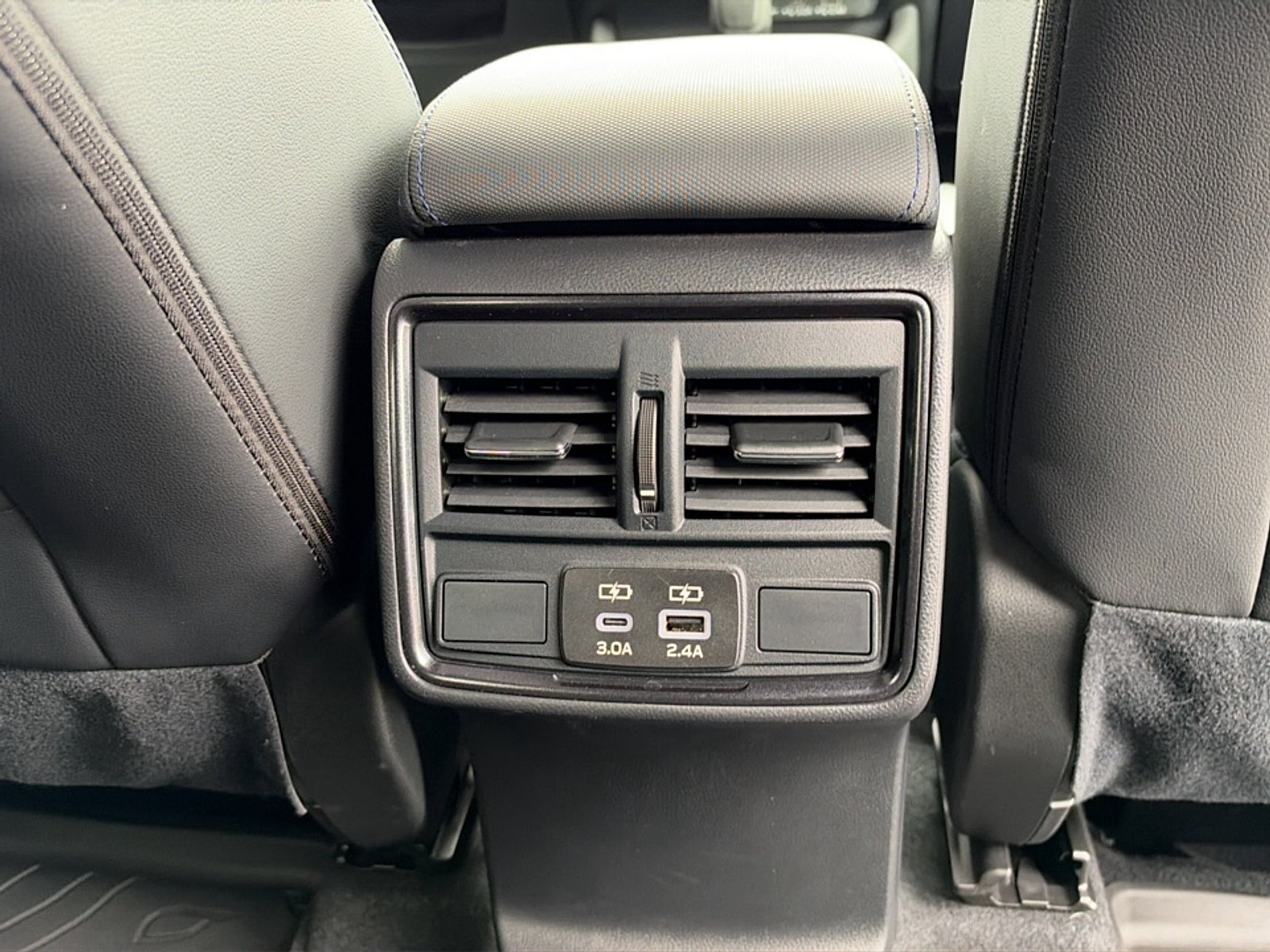 Certified 2025 Subaru Forester Limited AWD/4WD image 22