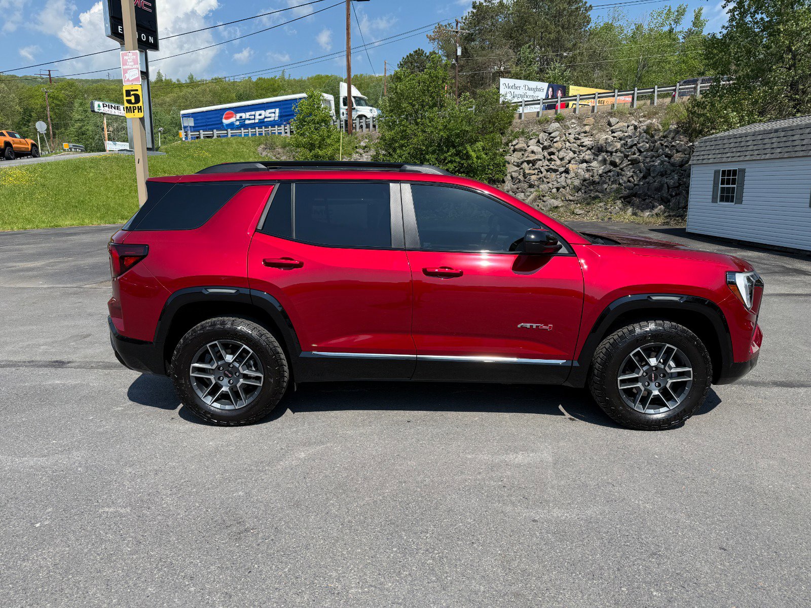 Used 2026 GMC Terrain AT4 AWD/4WD image 6