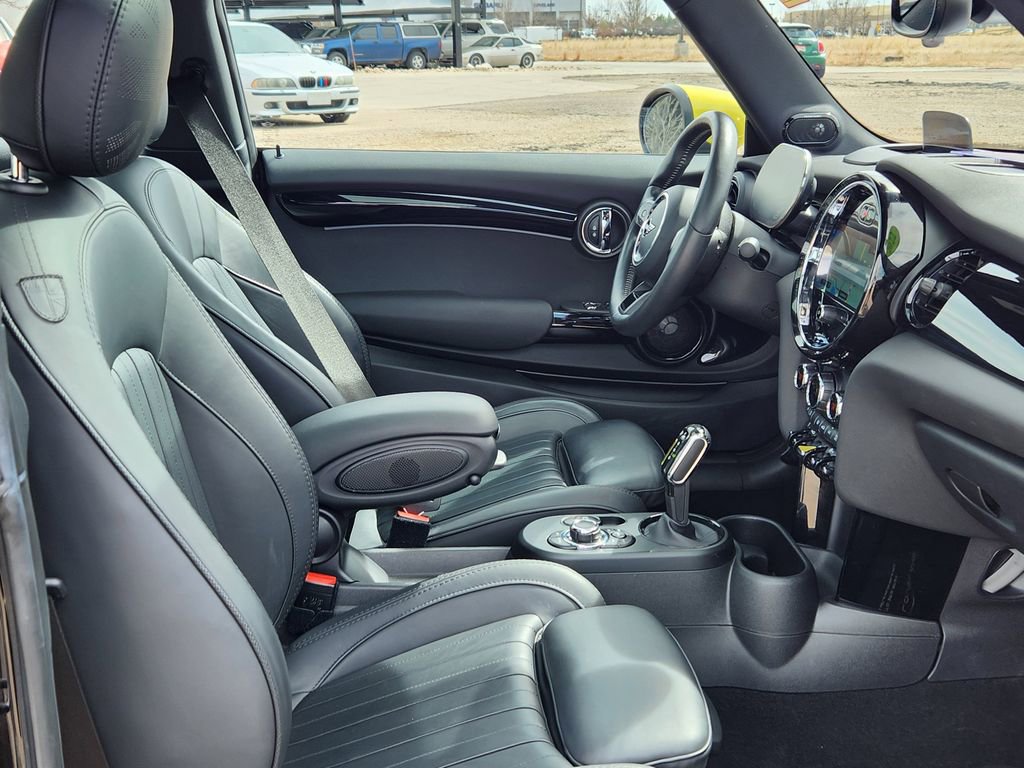 Used 2022 MINI Cooper SE image 15