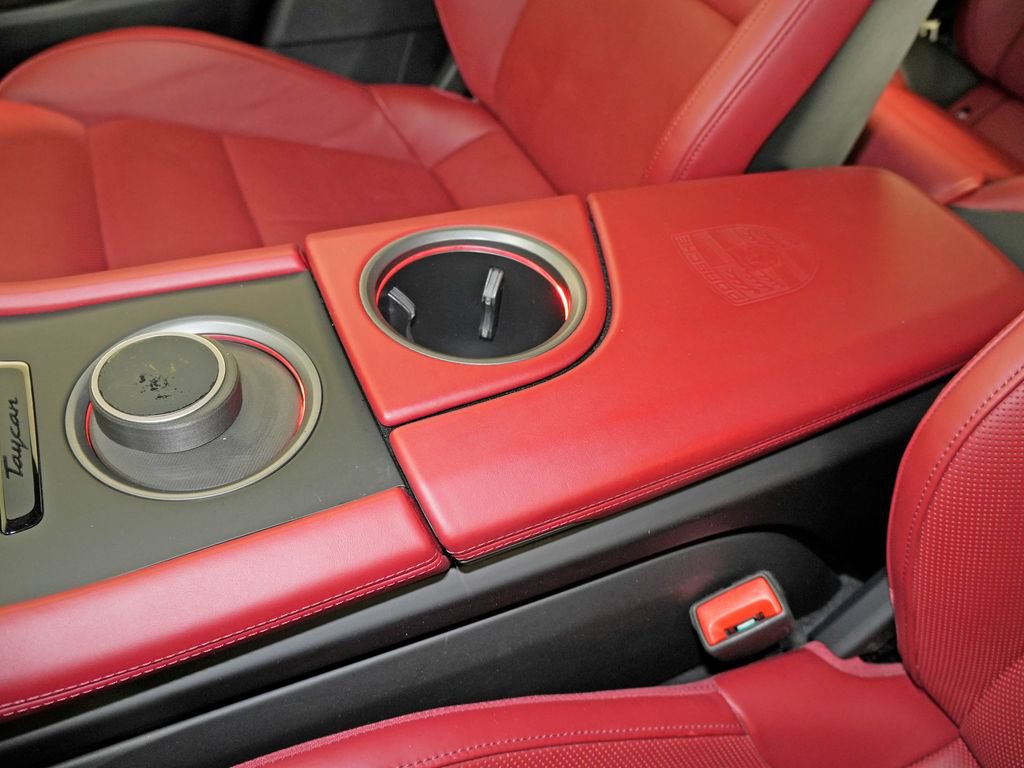 Certified 2022 Porsche Taycan 4S AWD/4WD image 37