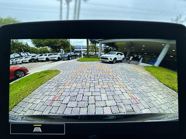 Used 2025 Chevrolet Blazer LT FWD image 24