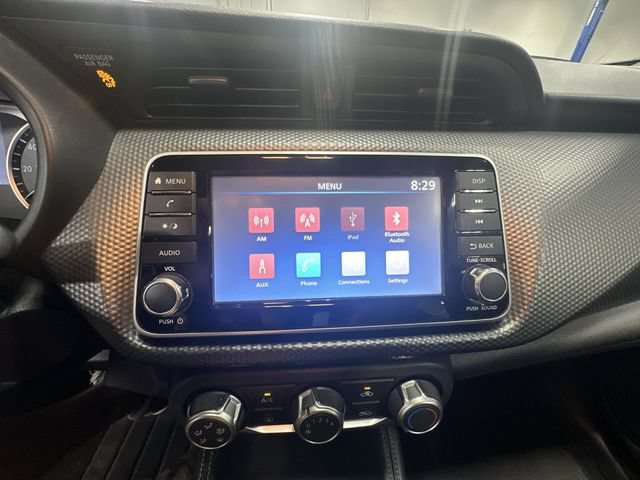 Used 2018 Nissan Kicks S FWD image 24