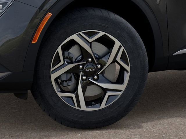 Certified 2025 Kia Sportage LX image 9