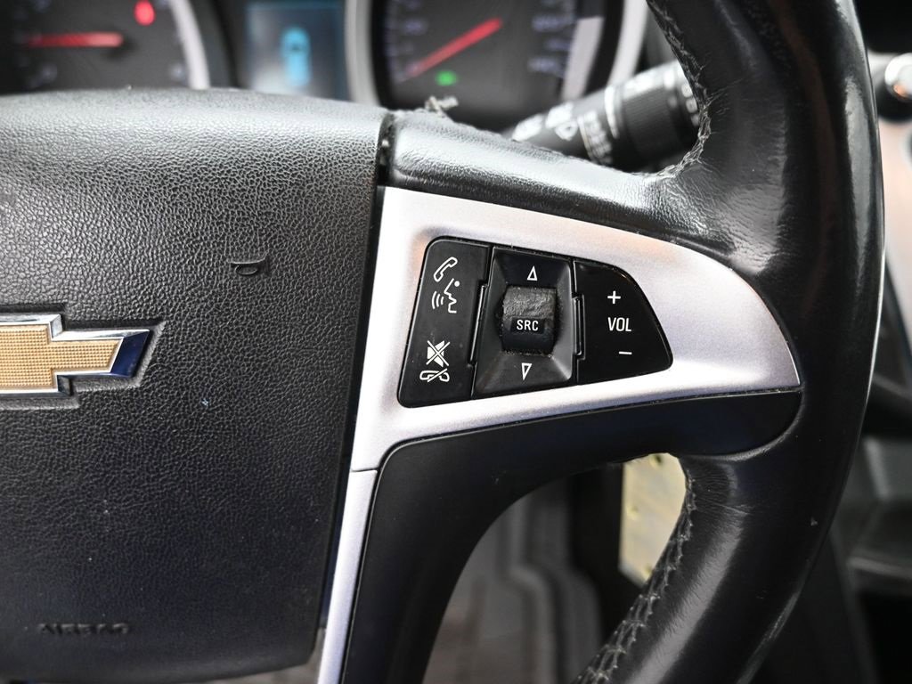 Used 2017 Chevrolet Equinox LT w/ Convenience Package image 27