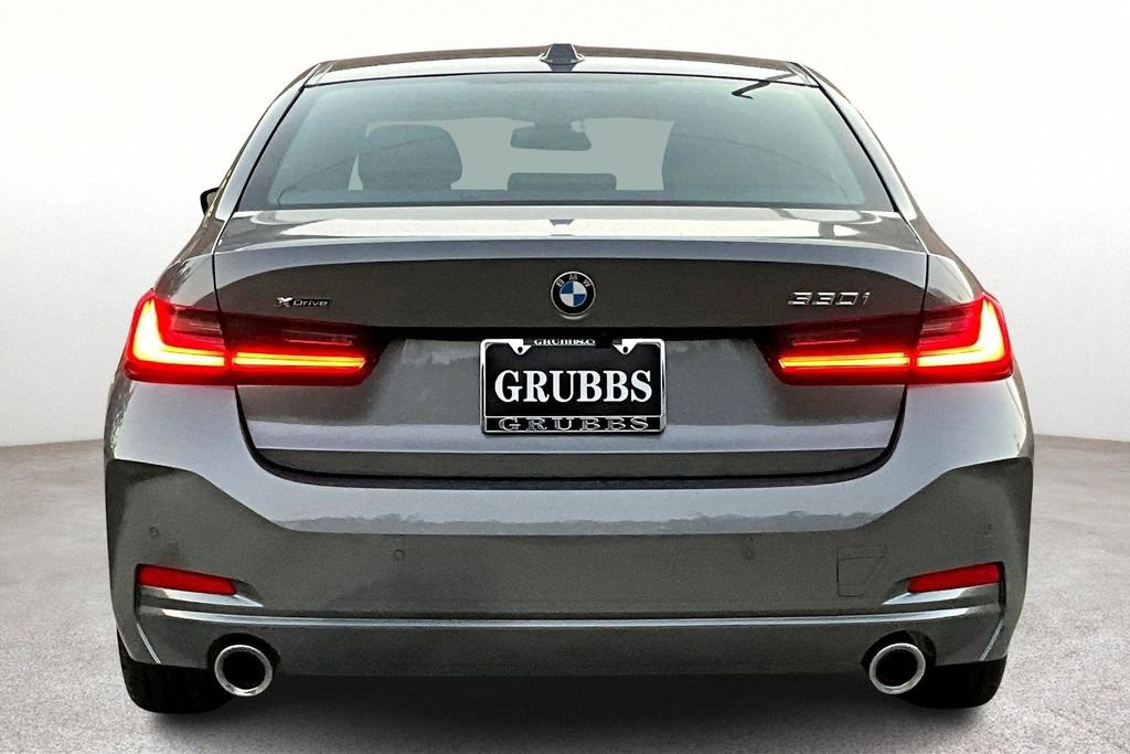 Used 2023 BMW 330i xDrive Sedan w/ Driving Assistance Package image 5