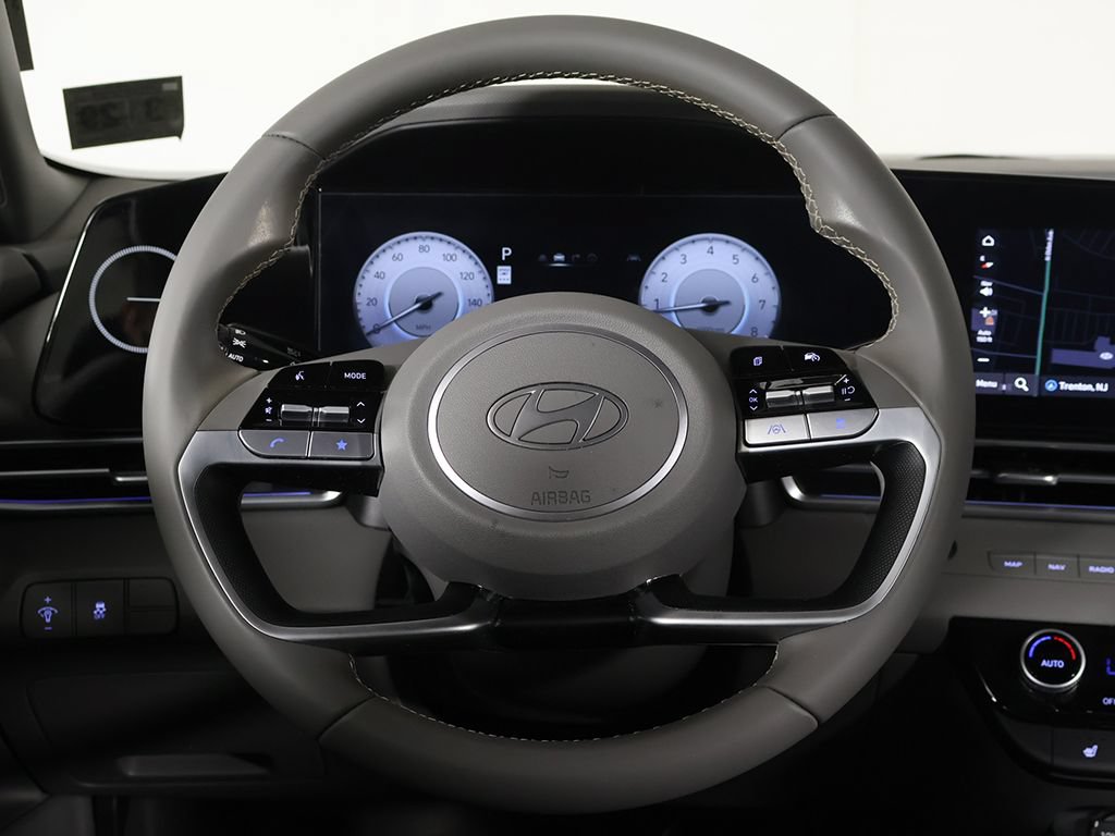 Used 2024 Hyundai Elantra SEL w/ Convenience Package FWD image 34