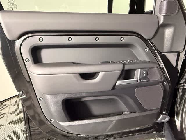 New 2026 Land Rover Defender 110 S AWD/4WD image 20