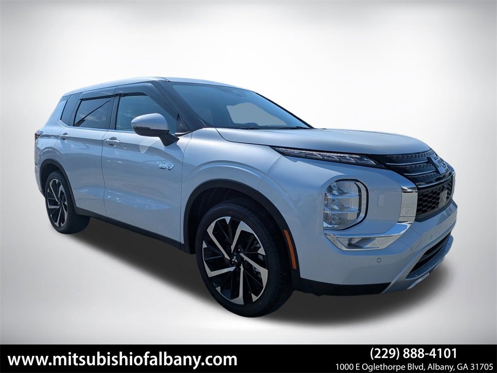 New 2025 Mitsubishi Outlander SE video 1