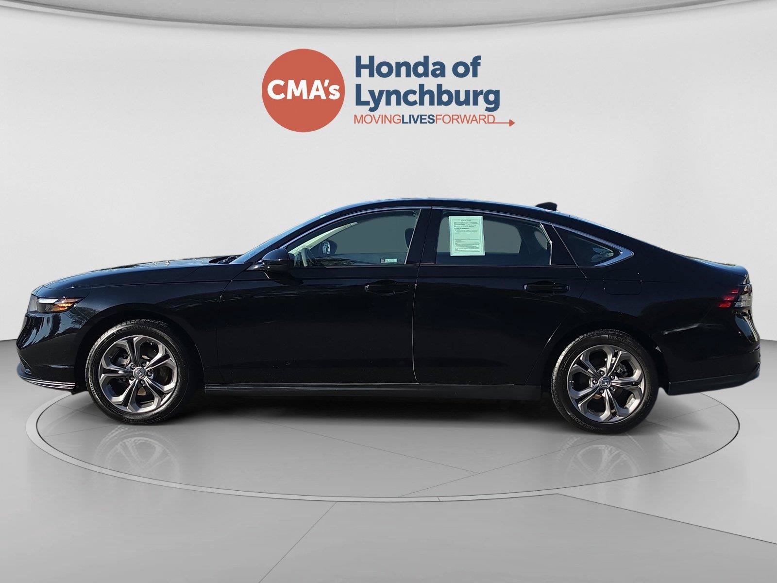 Used 2023 Honda Accord EX image 2