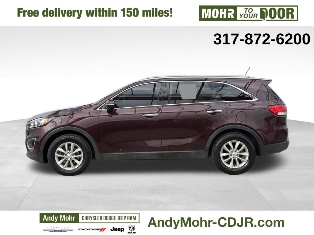 Used 2017 Kia Sorento LX image 4
