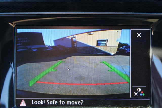 Used 2015 Volkswagen GTI S FWD image 24