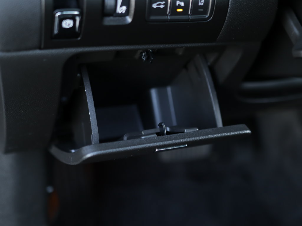 Used 2016 Chevrolet Impala LTZ FWD image 11