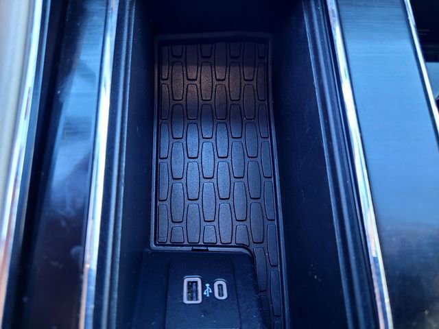 Used 2022 Lincoln Aviator Reserve image 19