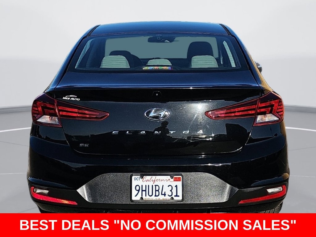 Used 2019 Hyundai Elantra SE FWD image 4