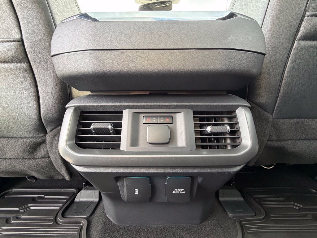 Used 2024 Ford F150 Lariat w/ Equipment Group 502A High AWD/4WD image 8