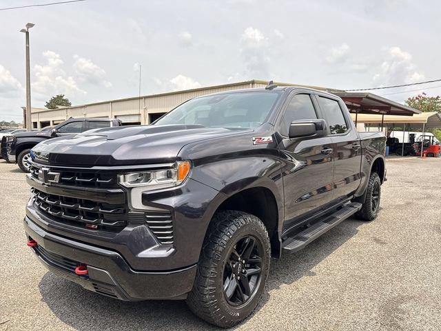 Used 2022 Chevrolet Silverado 1500 LT Trail Boss w/ LPO, Dark Essentials Package AWD/4WD image 7