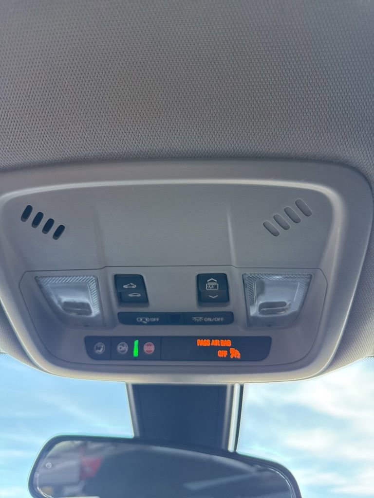 Used 2020 Chevrolet Malibu LT image 17