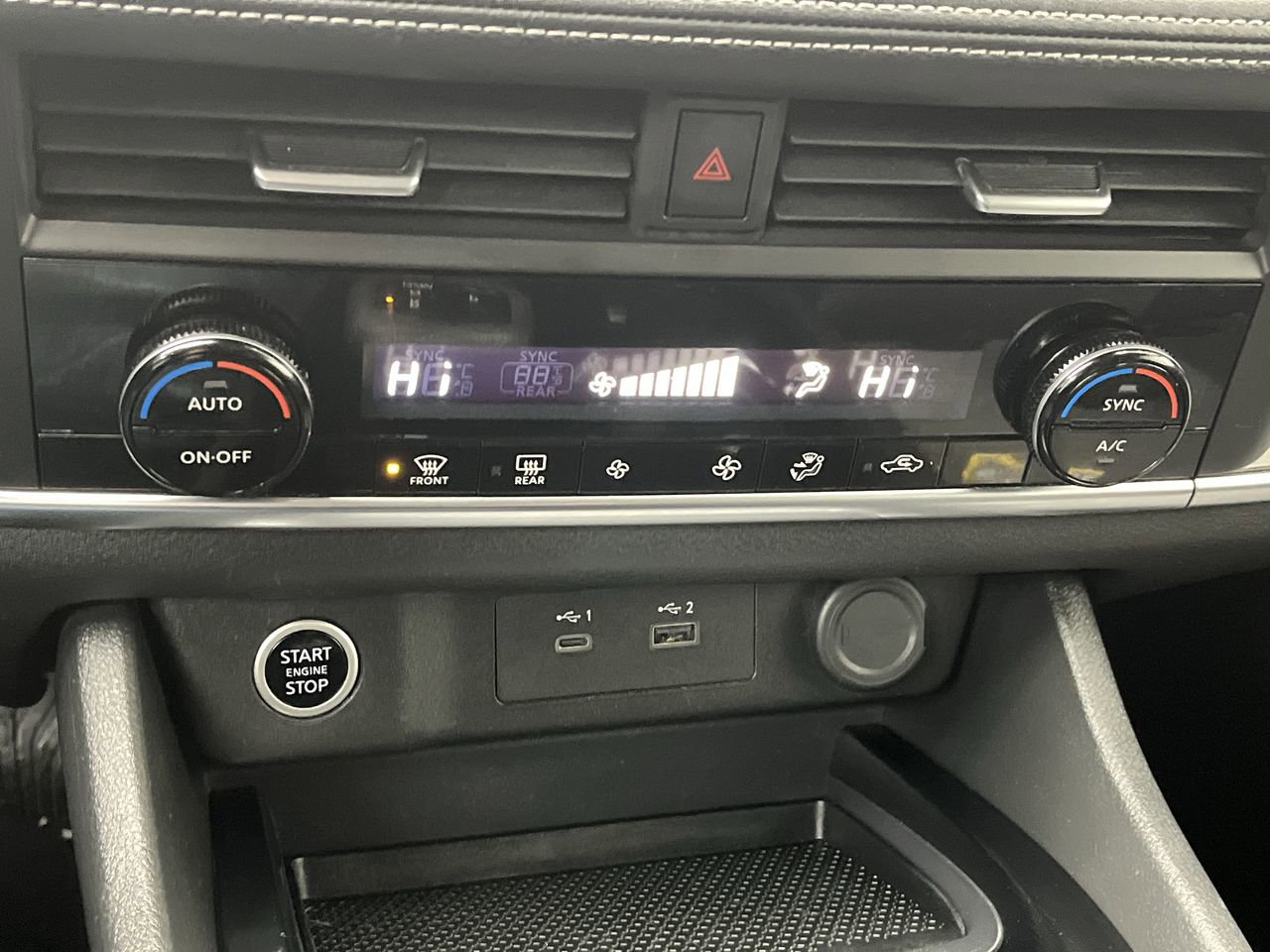 Used 2023 Nissan Rogue SV AWD/4WD image 21