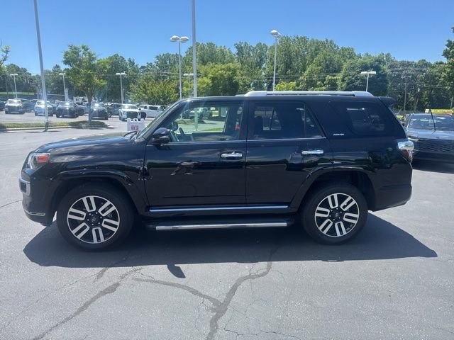 Used 2022 Toyota 4Runner Limited AWD/4WD image 2