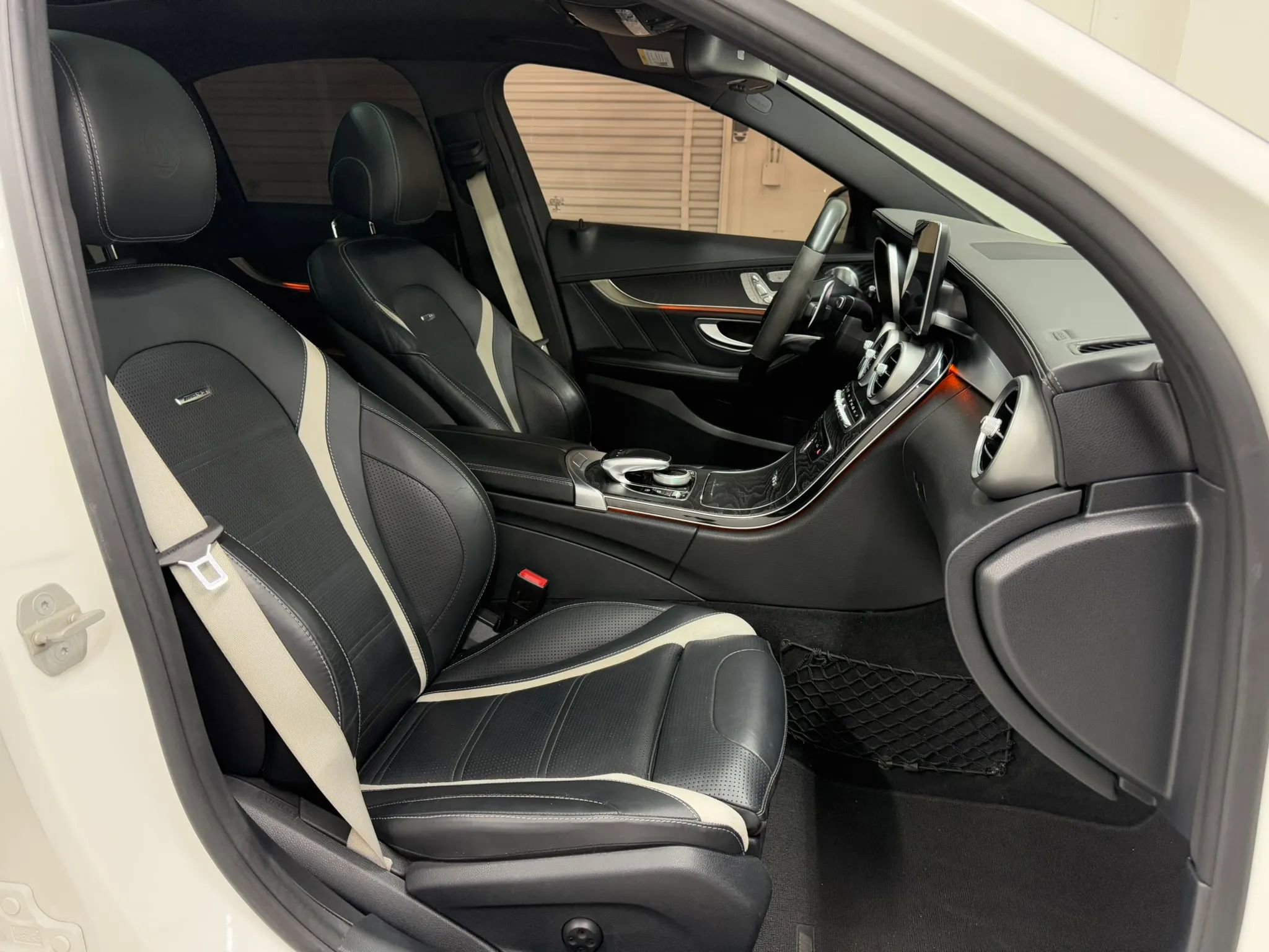 Used 2016 Mercedes-Benz C 63 AMG S image 29