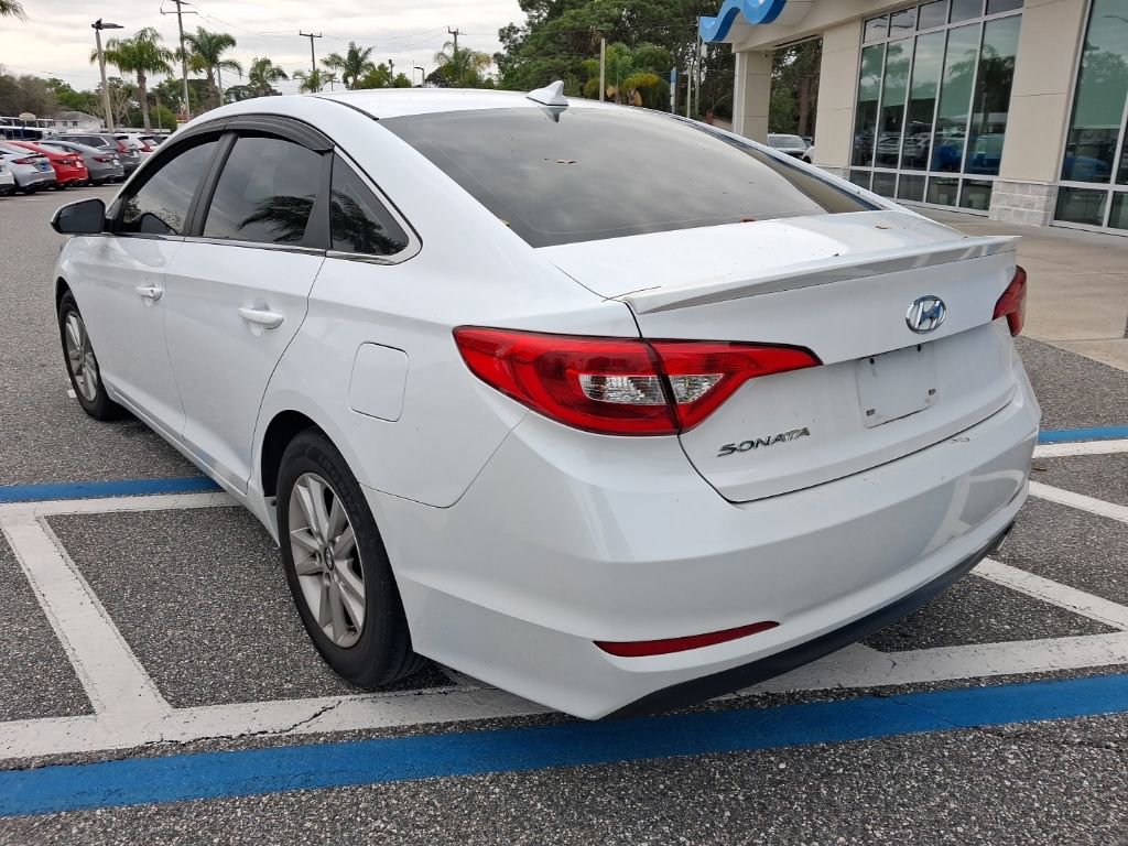Used 2015 Hyundai Sonata SE w/ Option Group 09 image 7